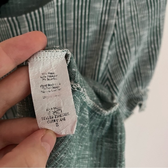 W5 Peplum Blouse - Picture 2 of 7